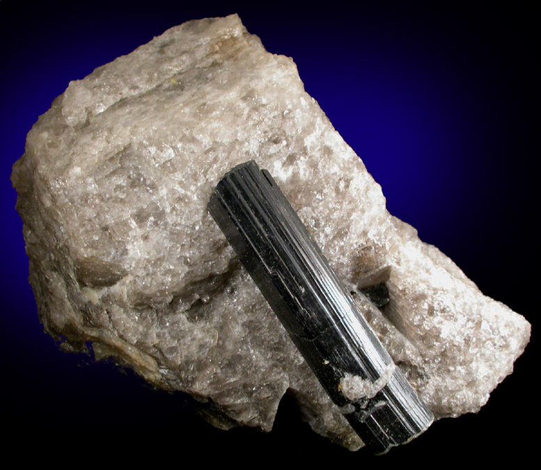 Schorl crystal 50 mm long in quartz from 96th Street and Park Avenue, Manhattan 